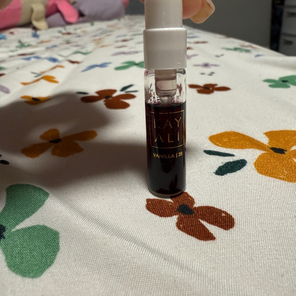 Kay Ali Vanilla 28 fragrance